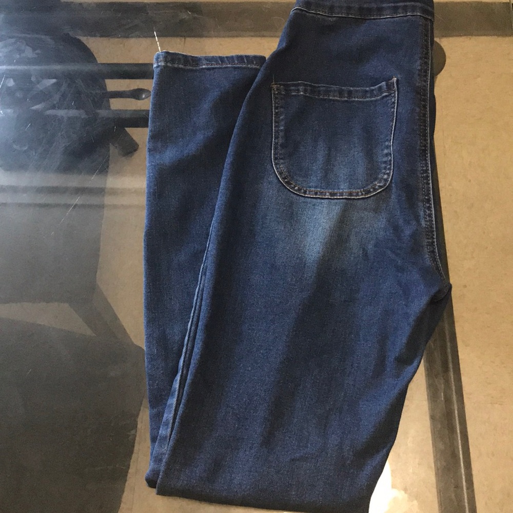Skinny jeans